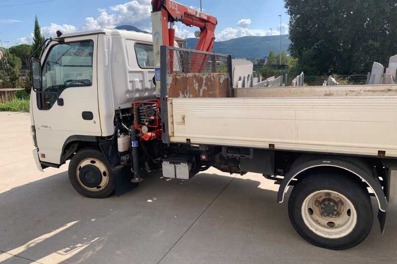 OmecoHub - Immagine ISUZU NPR